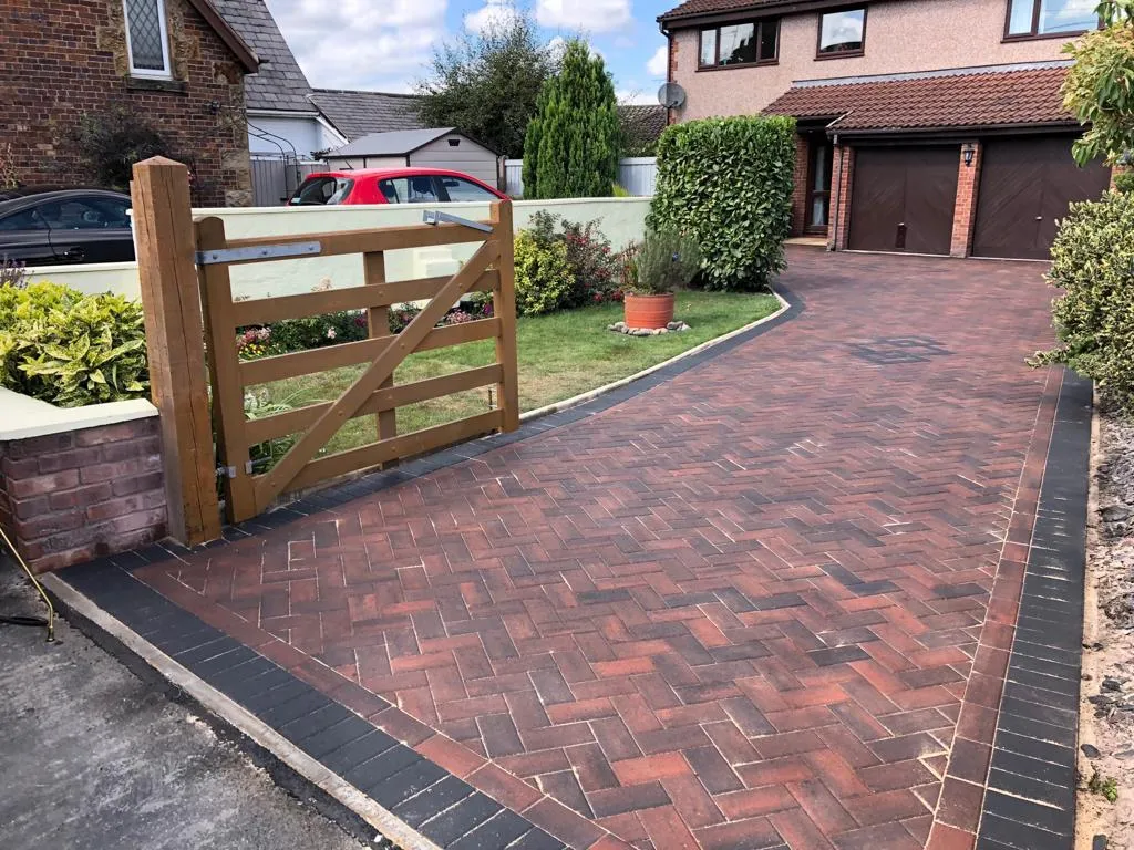Diamond Pave and Landscaping